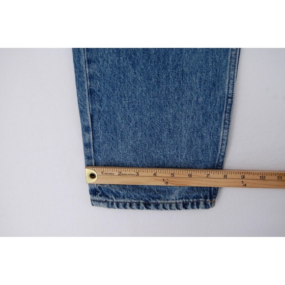 Everlane Men's Relaxed Jeans in Blue - Picture 13 of 14